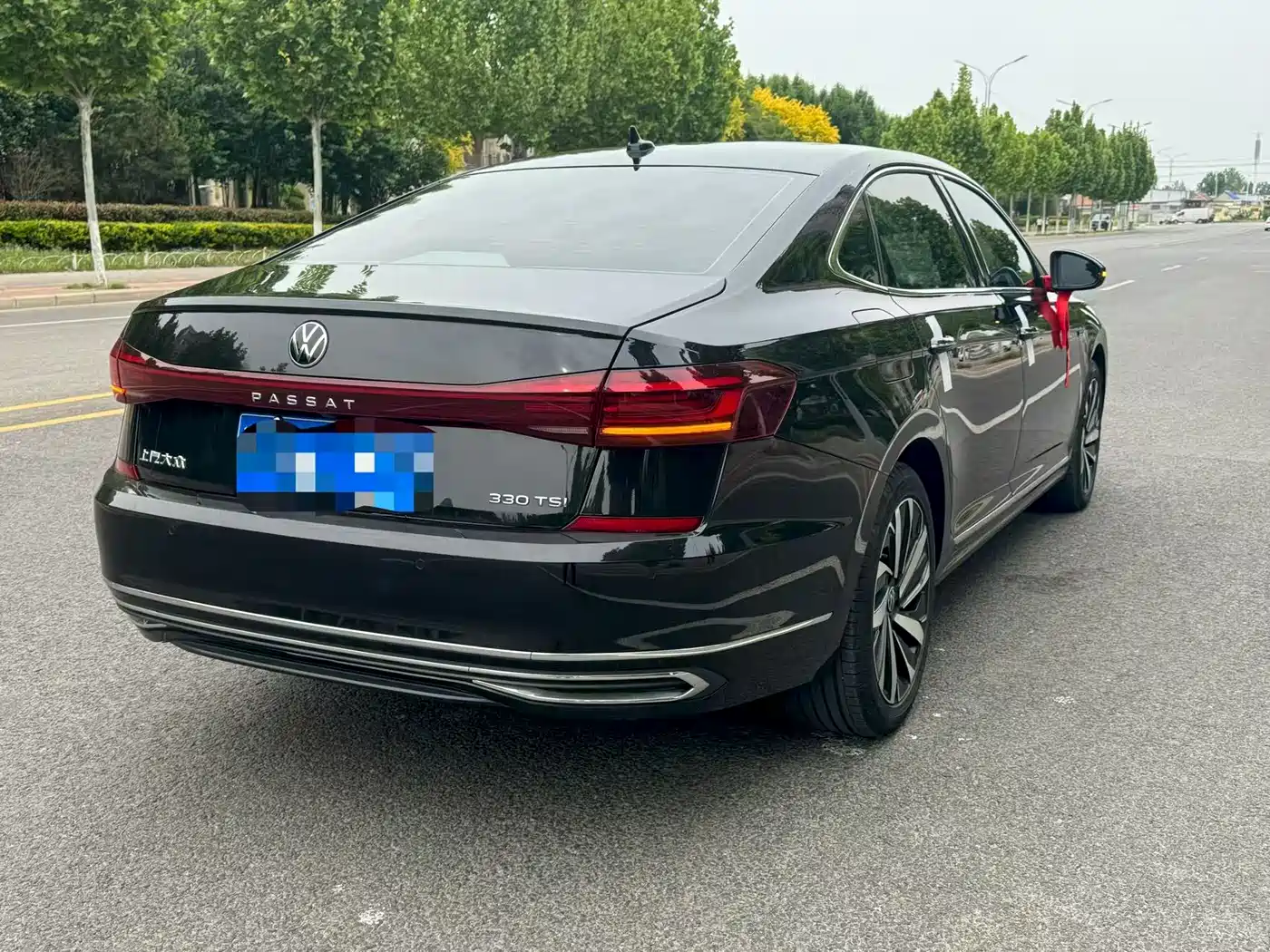Volkswagen Passat 2023 Facelift 330TSI Luxury Edition фото 4
