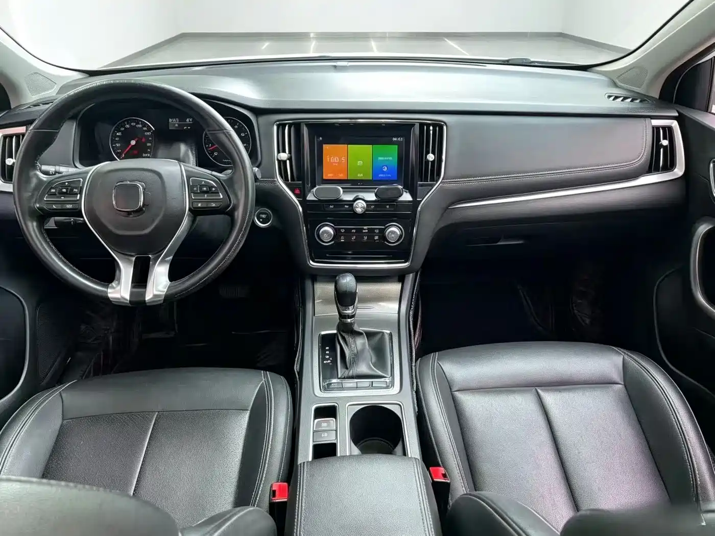 Roewe i6 2017 2017 20T Auto Internet Smart Enjoy Edition