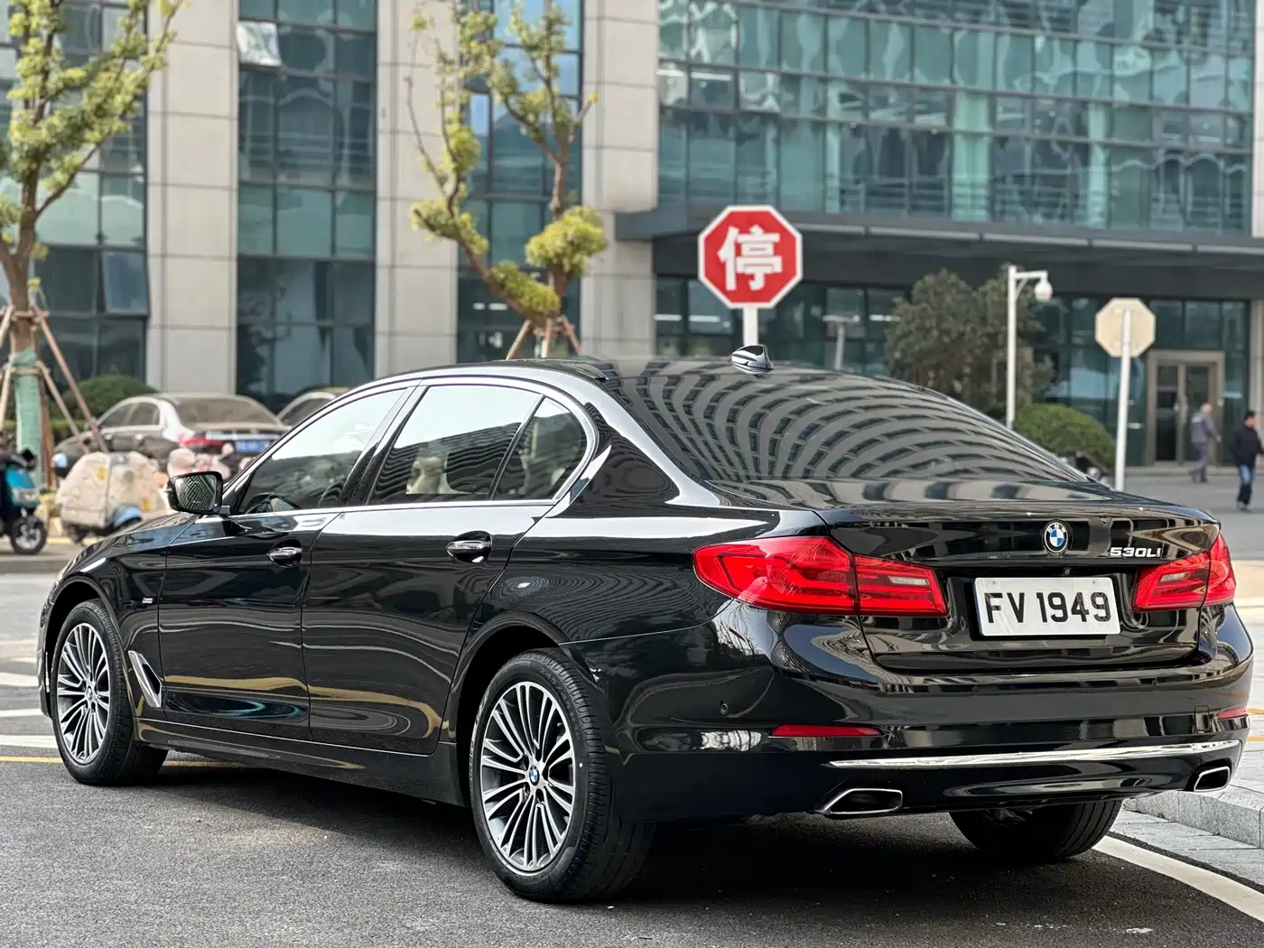 BMW 5 Series 2018 Facelift 530Li Exclusive Luxury Package фото 40