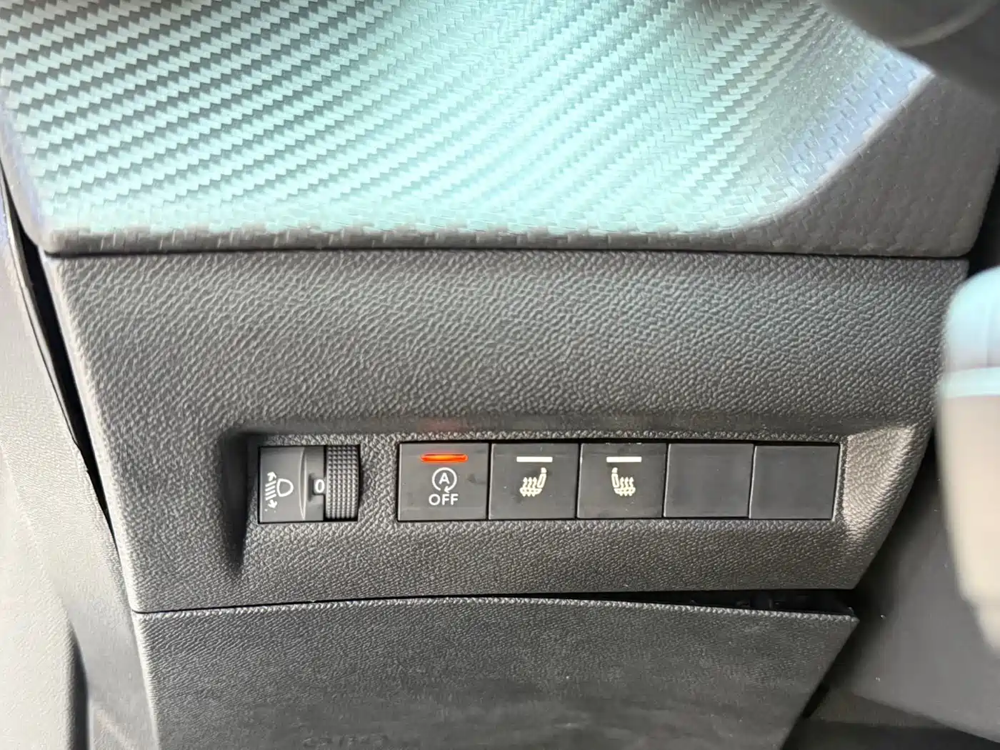 Peugeot 2008 2025 2022 230THP THE ONE