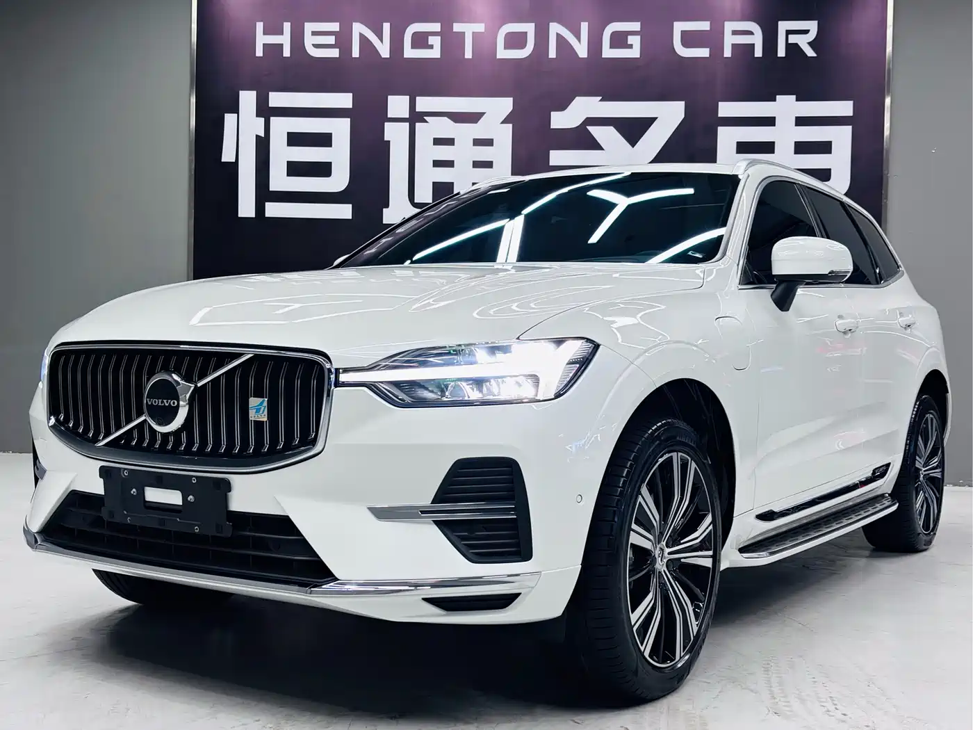 Volvo XC60 Plug-in Hybrid 2023 T8 Plug-in Hybrid Long Range AWD Smart Elegance Luxury