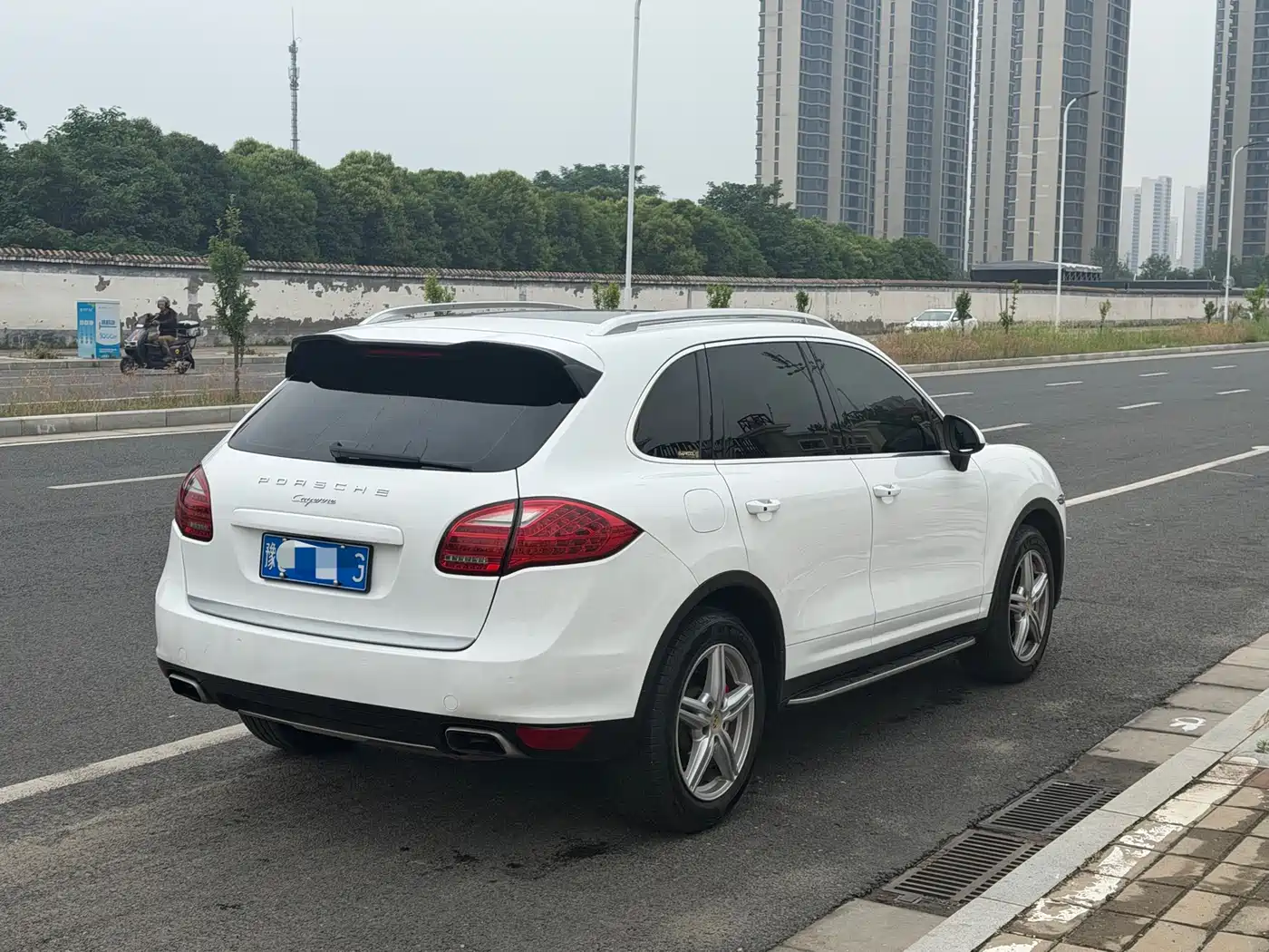 Porsche Cayenne 2011 Cayenne 3.0T фото 11