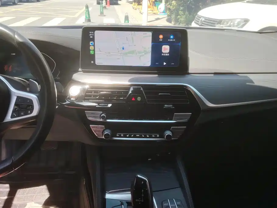 BMW 5 Series 2021 530Li Premium M Sport Package фото 13
