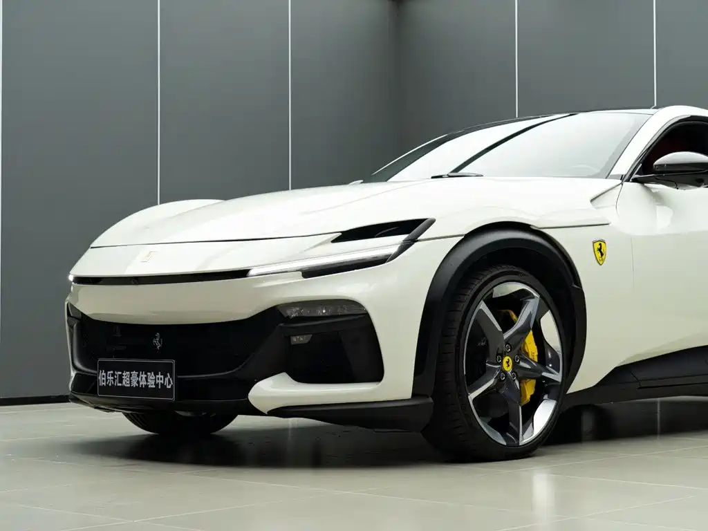 Ferrari Purosangue 2025 2023 6.5L V12