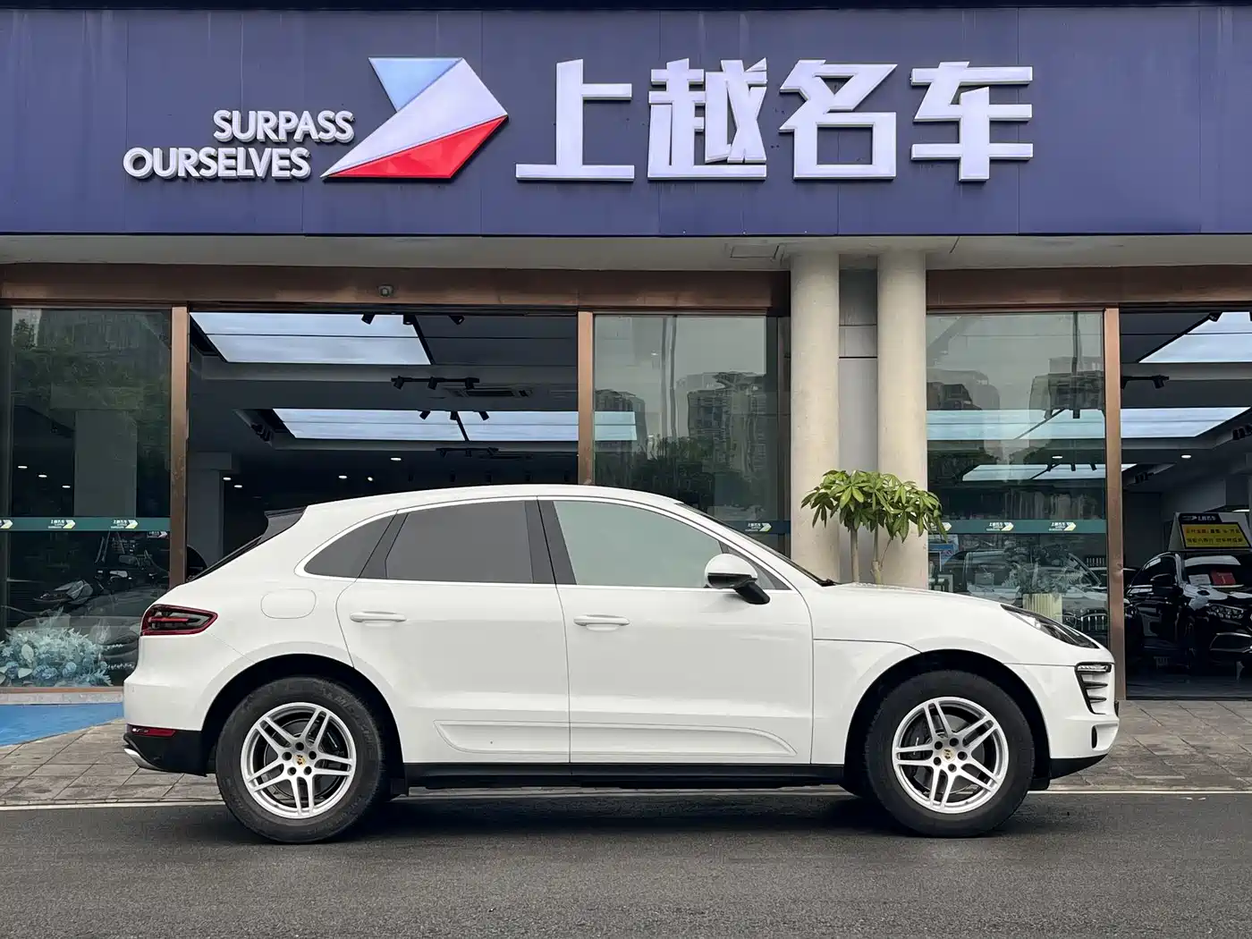 Porsche Macan 2017 Macan 2.0T фото 4