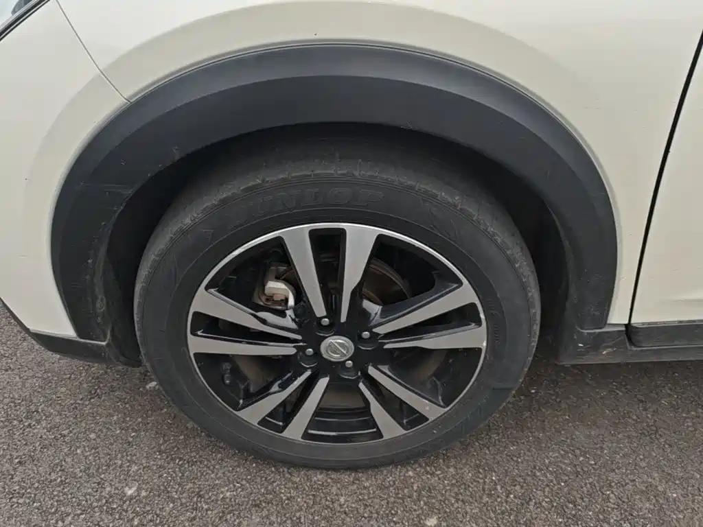 Nissan Kicks 2018 2017 1.5L CVT Smart Edition
