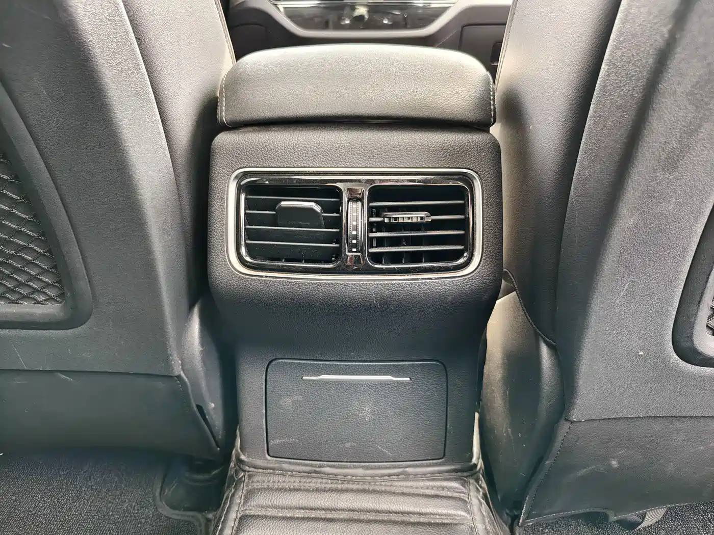 Hongqi HS5 2020 2019 2.0T Smart Connect Enjoy 4WD Edition