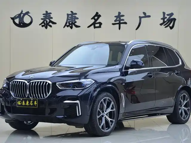 BMW BMW X5 2022 Facelift xDrive 40Li M Sport Package