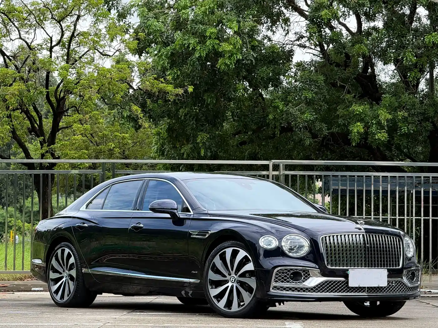 Bentley Flying Spur 2023 2023 4.0T V8 Elegance Edition