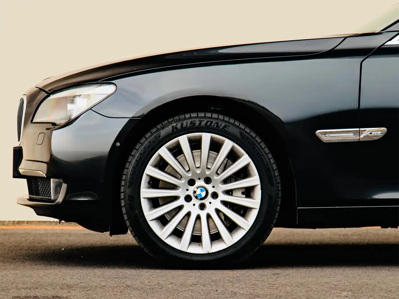 BMW 7 Series 2009 750Li Premium фото 5