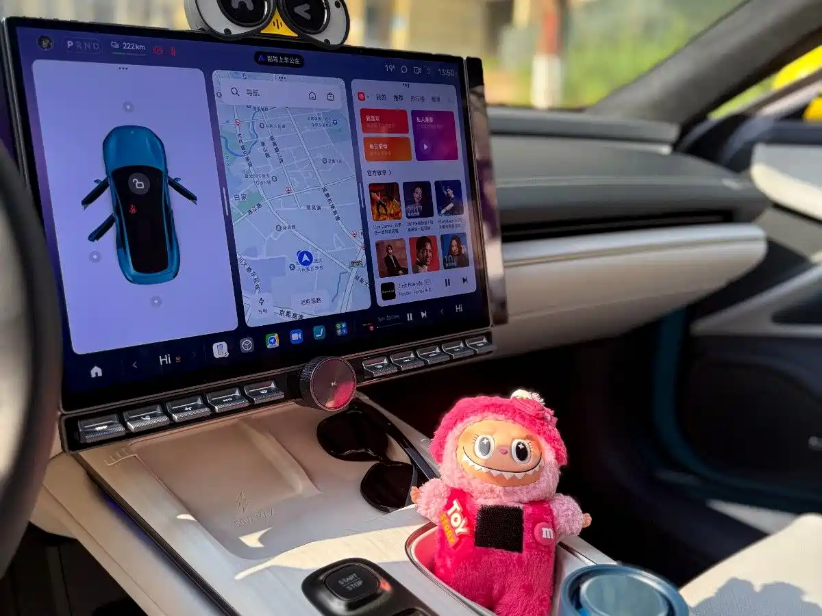 XIAOMI CAR XIAOMI SU7