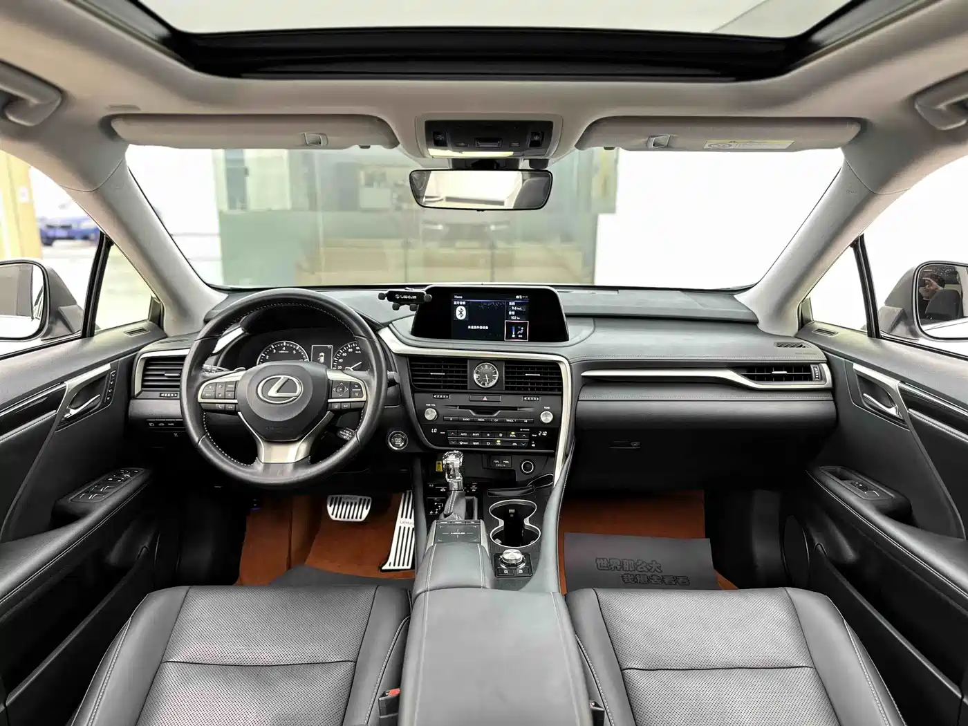 Lexus RX 2020 Facelift 300 AWD Elegance Edition фото 5