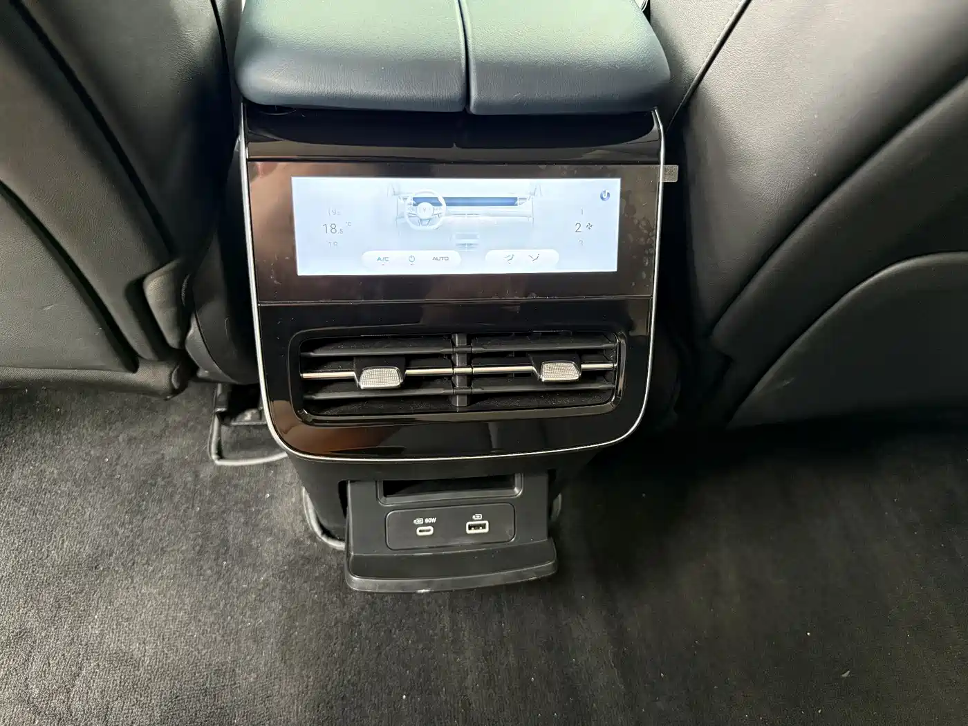 Voyah Auto VOYAH FREE 2024 Ultra Long Range Intelligent Driving Edition фото 11