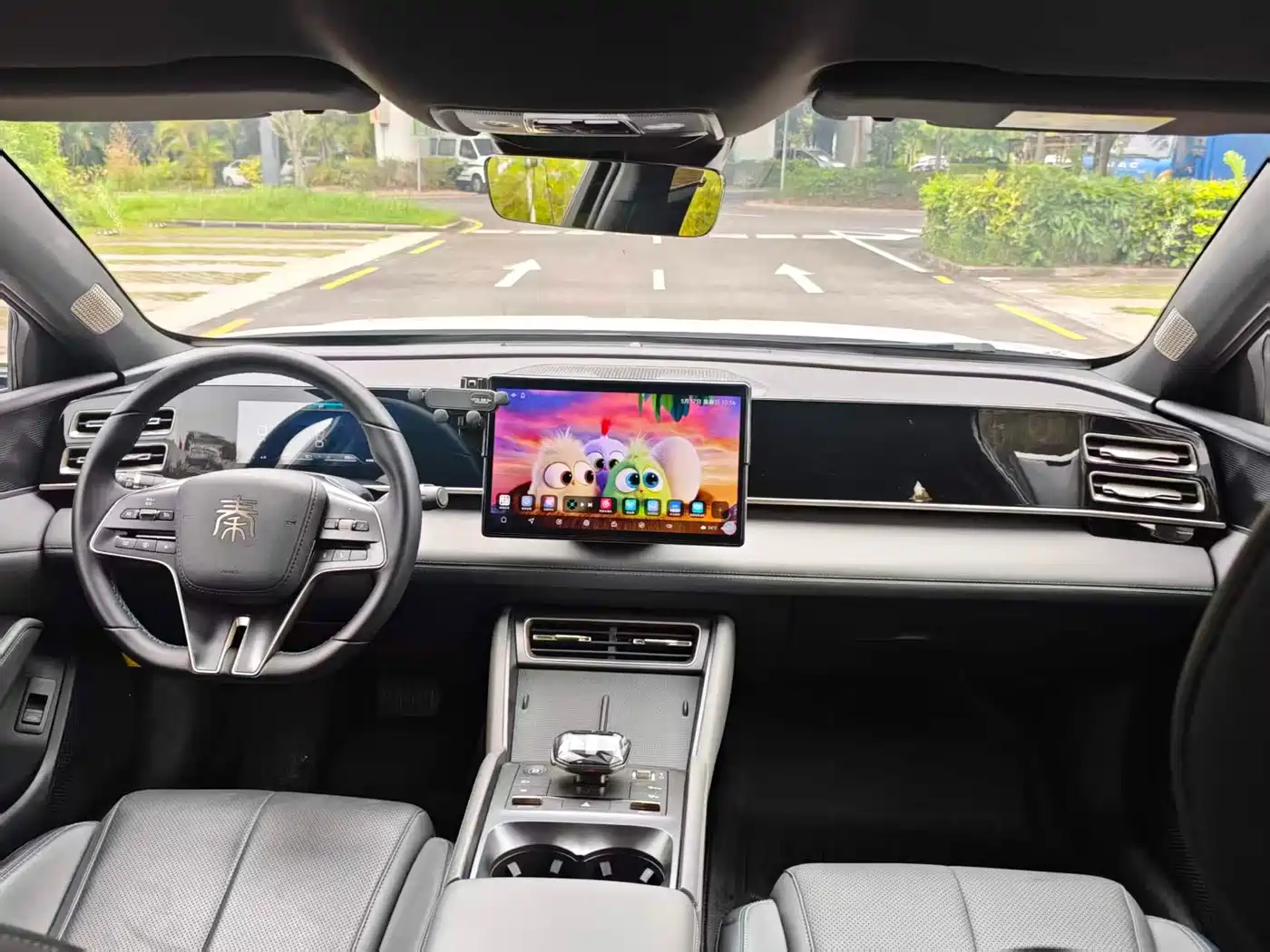 BYD Qin L 2024 DM-i 80KM Leading Edition фото 10
