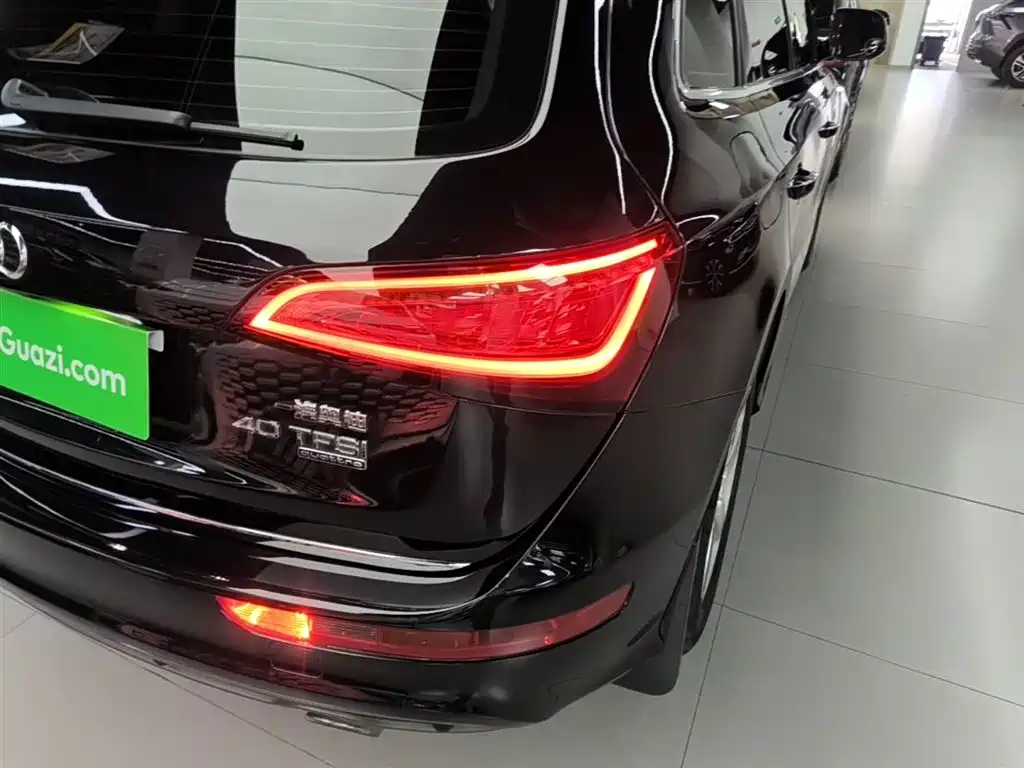 Audi Q5 2018 Collector's Edition 40 TFSI Progressive фото 8