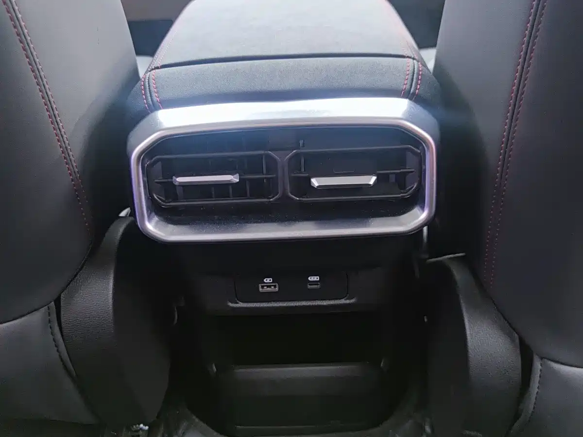 Jetour Shanhai T2 2025 2025 Model C-DM 206KM 4WD Wilderness Edition
