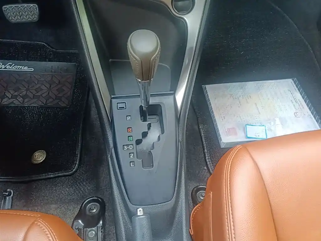 Toyota YARiS L Zhi Xuan 2015 1.5E Auto Charming Edition фото 14