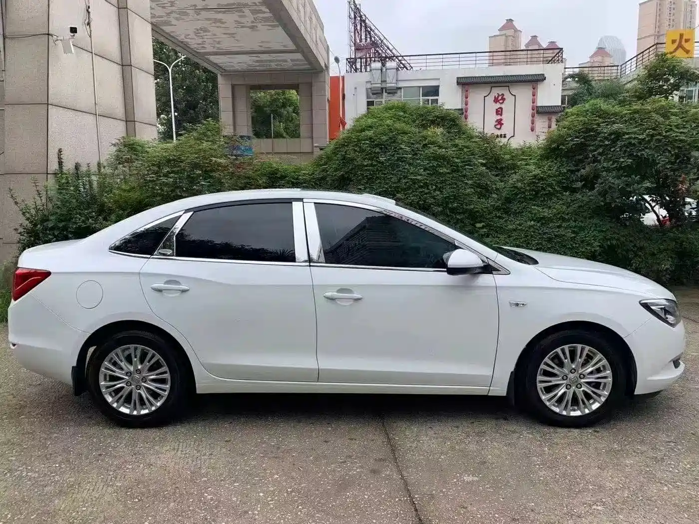 Buick Excelle 2015 15N Automatic Elite фото 14