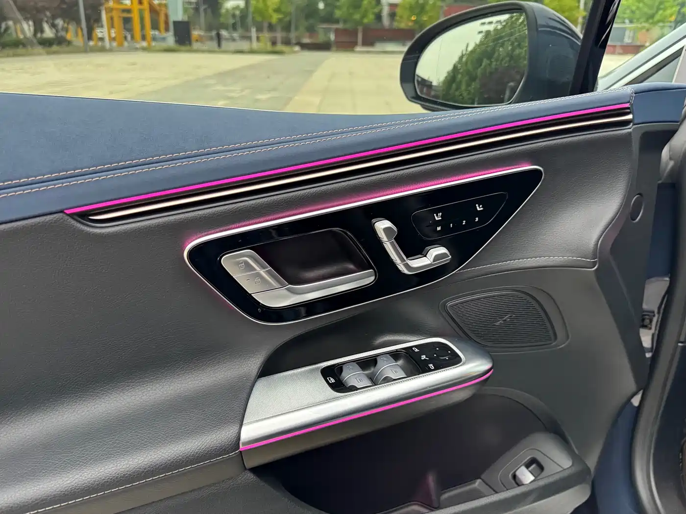 Mercedes-Benz EQE 2022 350 Pioneer Edition фото 15