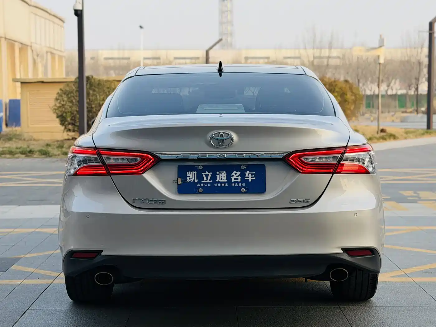 Toyota Camry 2021 2.5G Luxury Edition фото 5