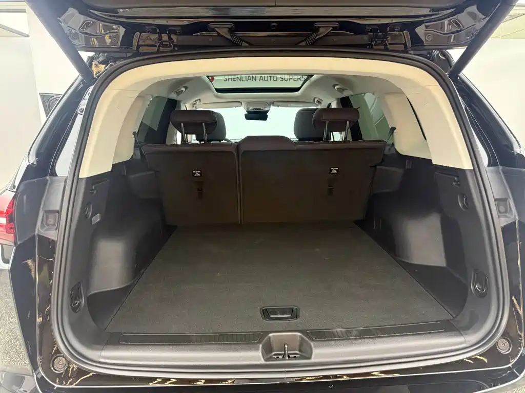 Buick Envision Plus 2026 2025 Enclave Plus 28T 2WD Platinum Edition