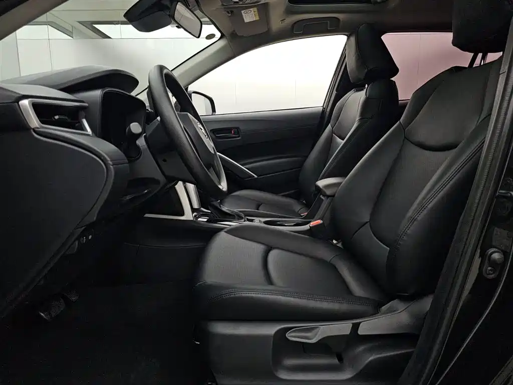 Toyota Corolla Cross 2023 2.0L Elite Edition фото 7