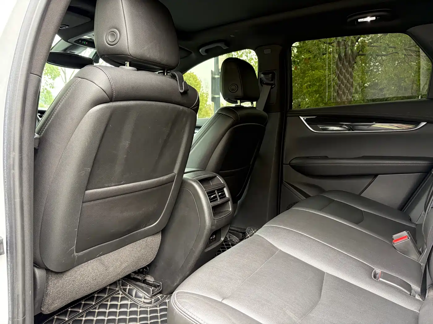 Cadillac XT5 2022 2.0T 2WD Luxury фото 5