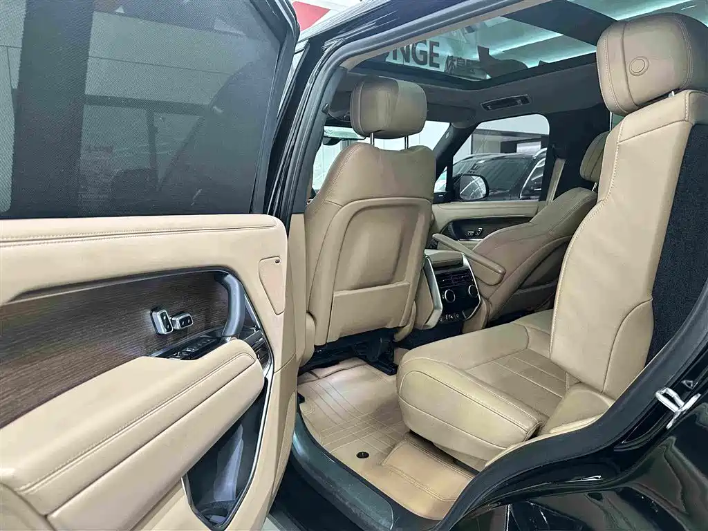 Фото 8 - Land Rover Range Rover