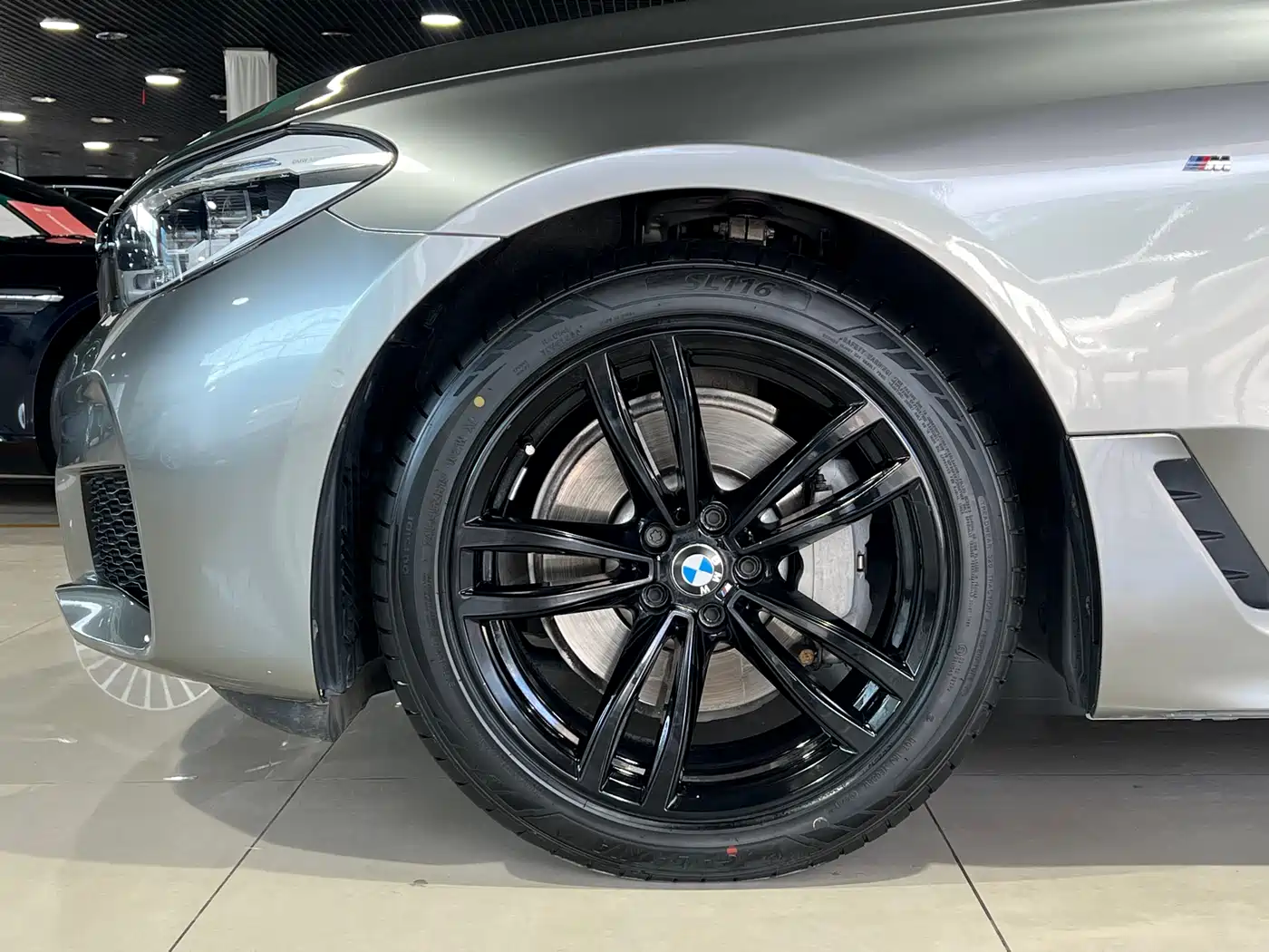 BMW 6 Series GT 2019 630i M Sport Package фото 10