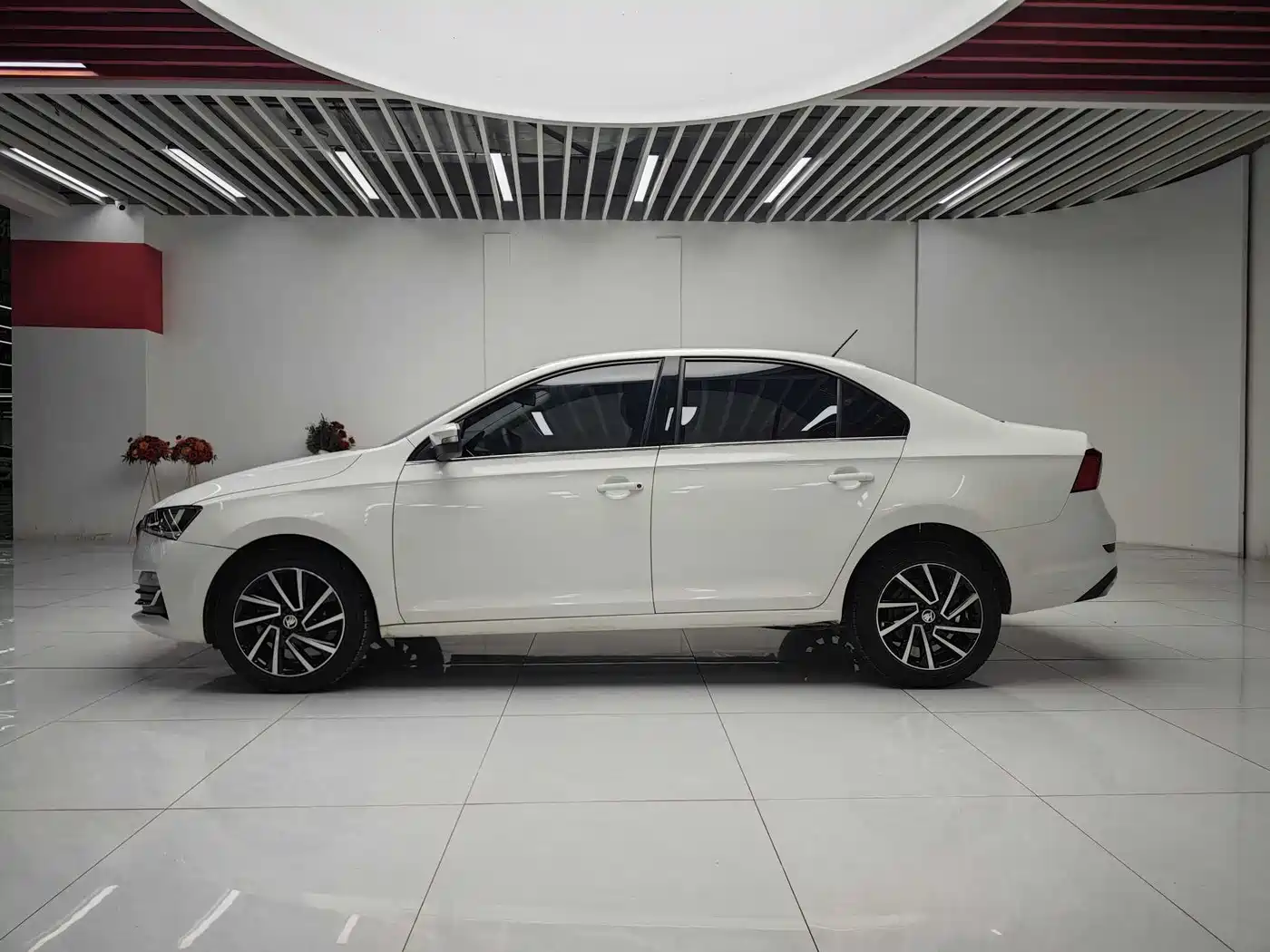 Škoda Rapid 2022 1.5L Automatic Comfort Edition фото 2