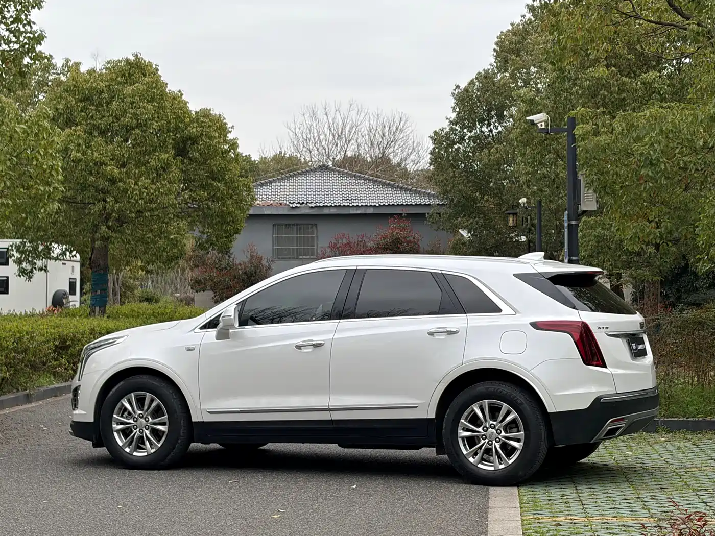 Cadillac XT5 2022 2.0T 2WD Luxury фото 9