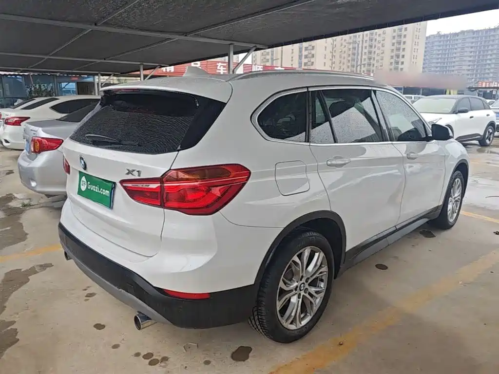 BMW X1 2018 sDrive20Li Leading Model фото 7