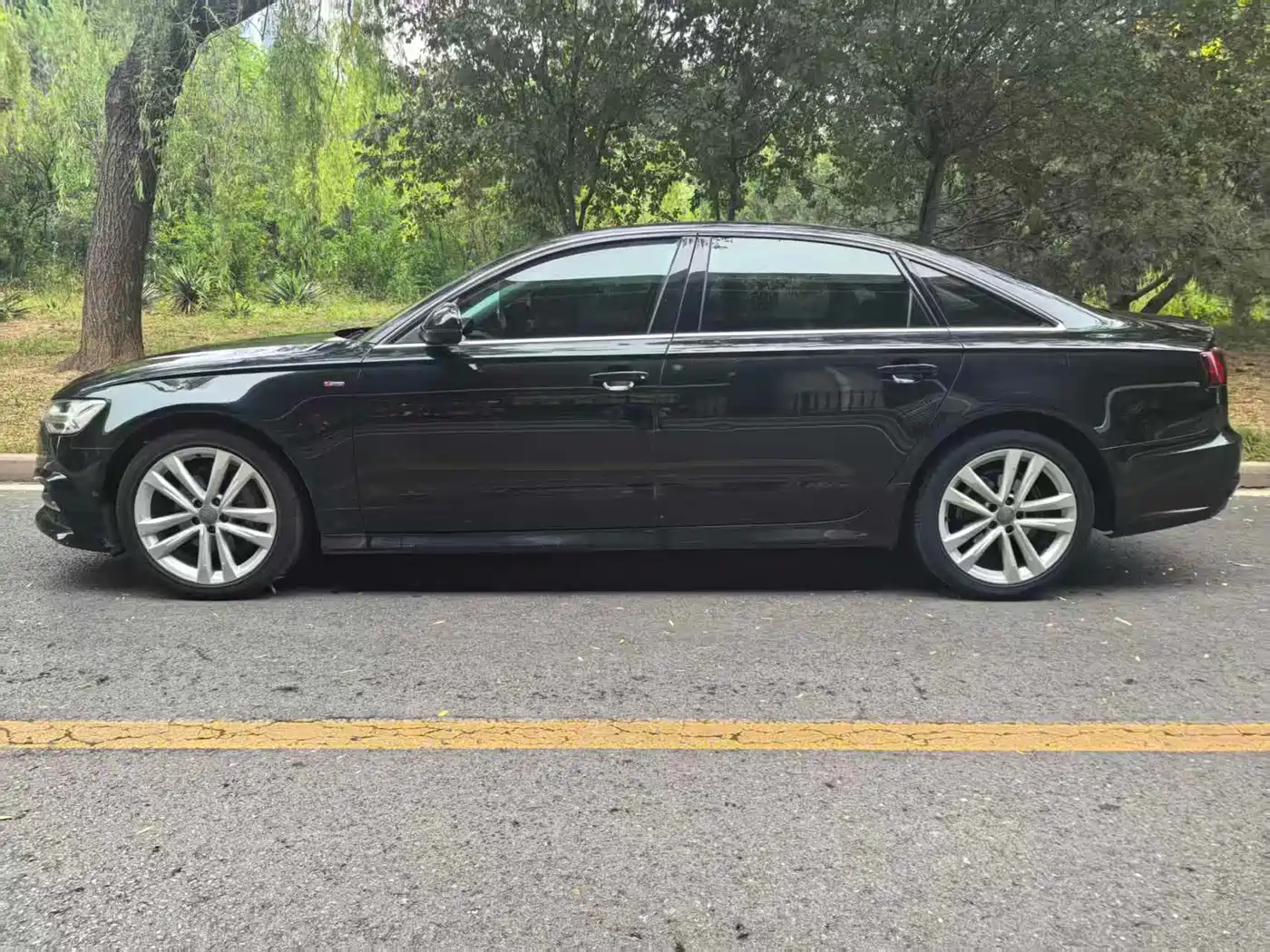 Audi A6L 2018 30th Anniversary 35 TFSI Sport фото 3
