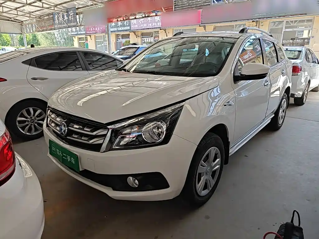 Venucia T70 2017 2016 1.6L Manual Rui Xing Edition