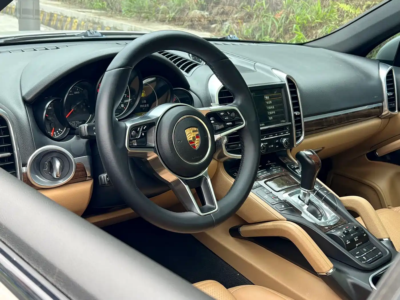 Porsche Cayenne 2015 Cayenne 3.0T фото 16
