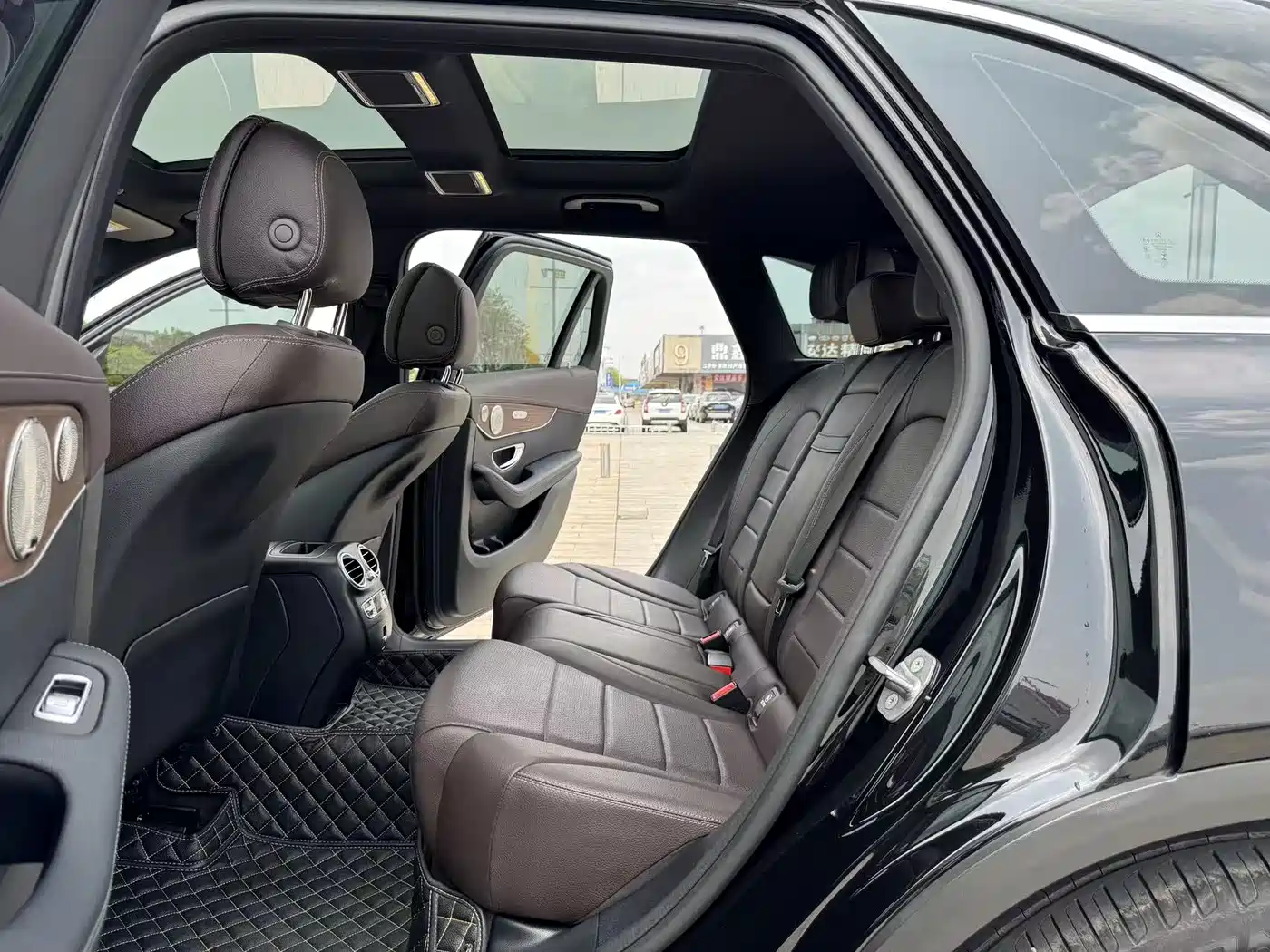 Mercedes-Benz GLC 2021 GLC 300 L 4MATIC Sporty фото 18
