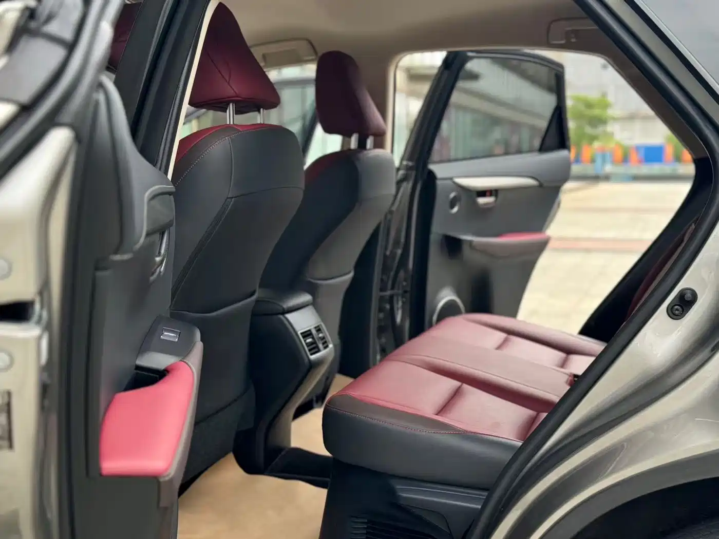 Lexus NX 2018 Model 300 FWD Fengxing Edition фото 12