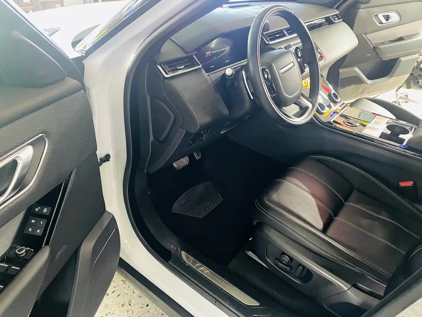 Land Rover Range Rover Velar 2020 P250 R-DYNAMIC S фото 14