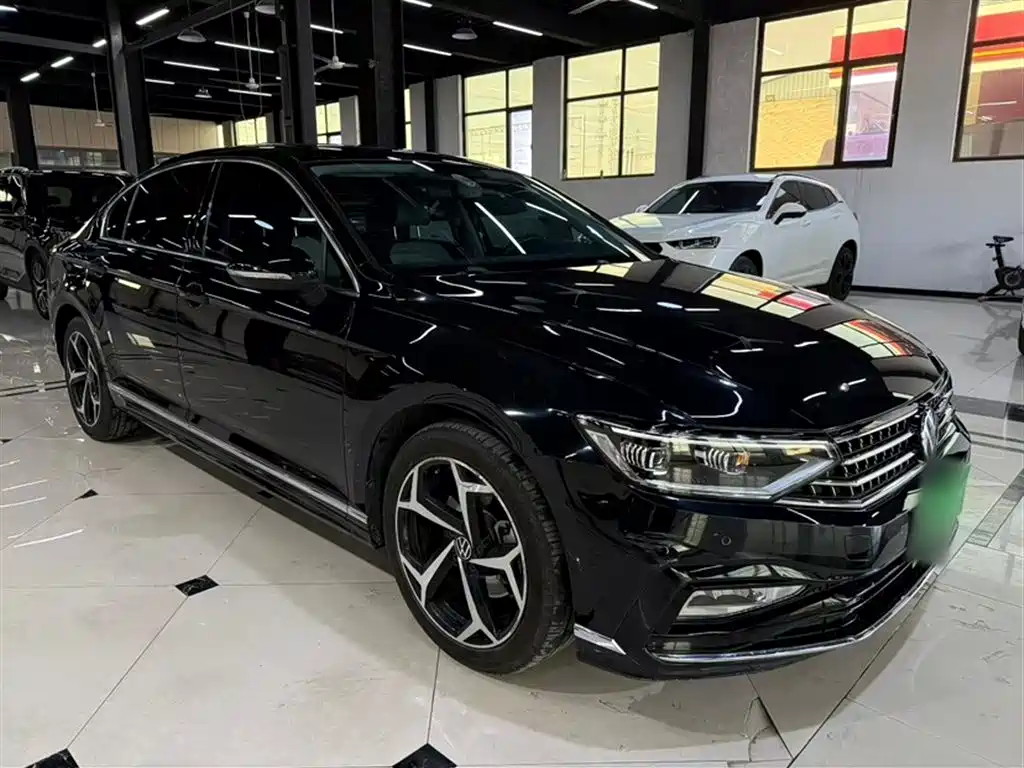 Volkswagen Magotan 2023 2 Million Units Anniversary Edition 330TSI DSG Leading Type фото 11