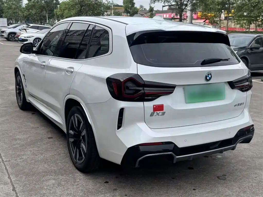 BMW iX3 2022 Facelift Leading Model фото 11