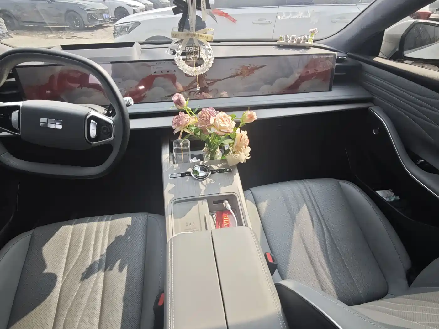 GEELY GALAXY GALAXY E8