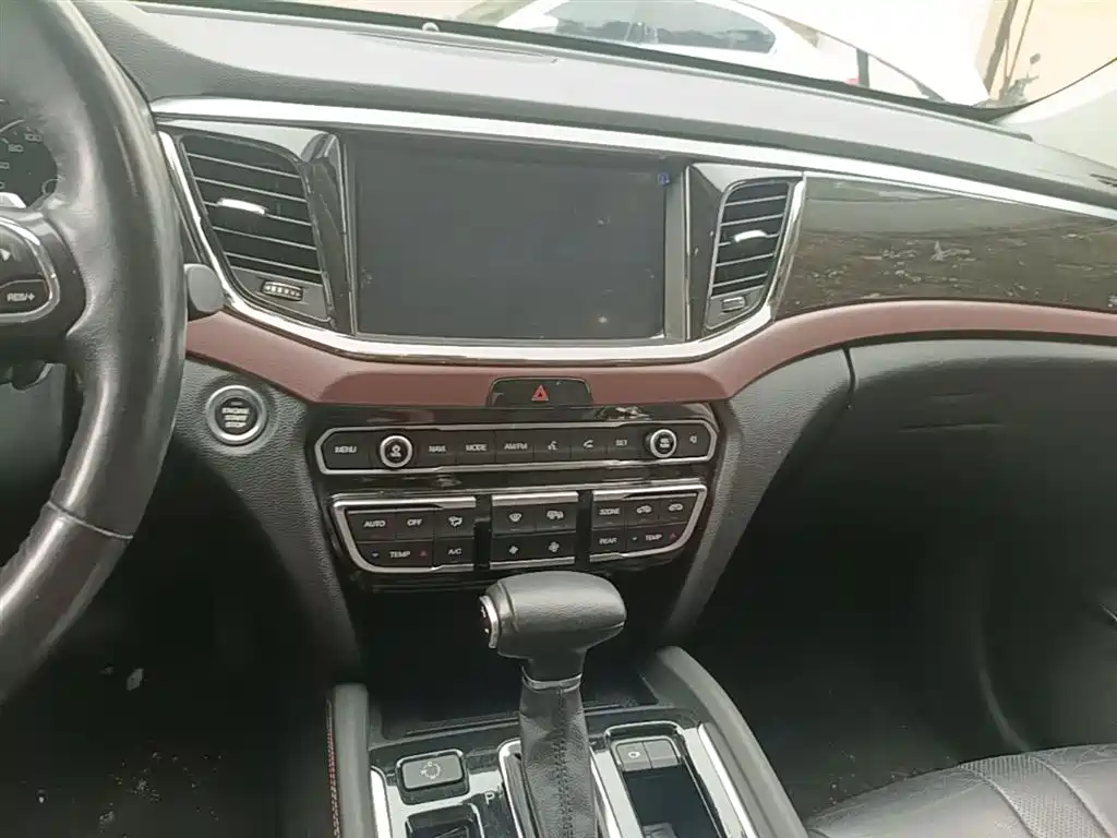 GAC Trumpchi Trumpchi GS8 2019 390T 2WD Luxury Smart Connect Edition (7-seater) фото 13