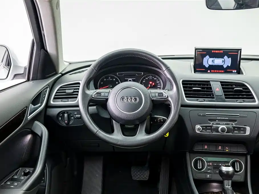 Audi Q3 2017 30 TFSI Fashion фото 18