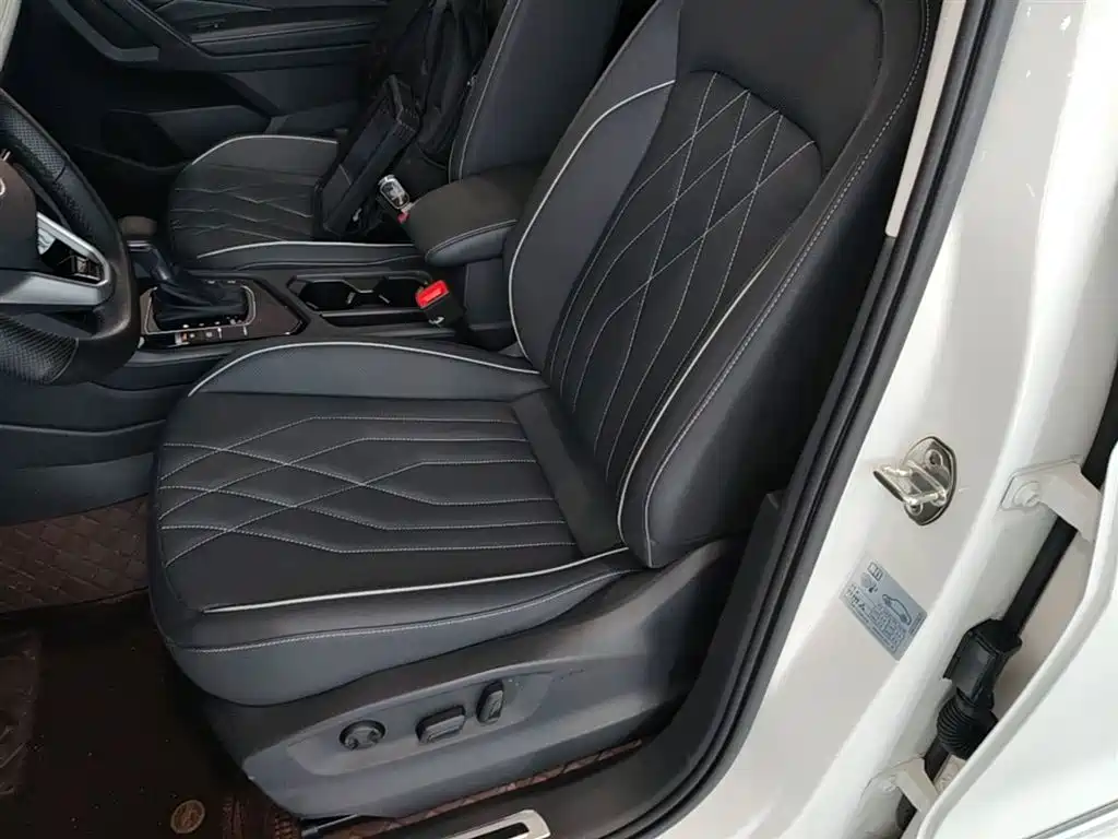 Volkswagen Tiguan L 2022 330TSI Auto 2WD R-Line Premium Edition фото 15