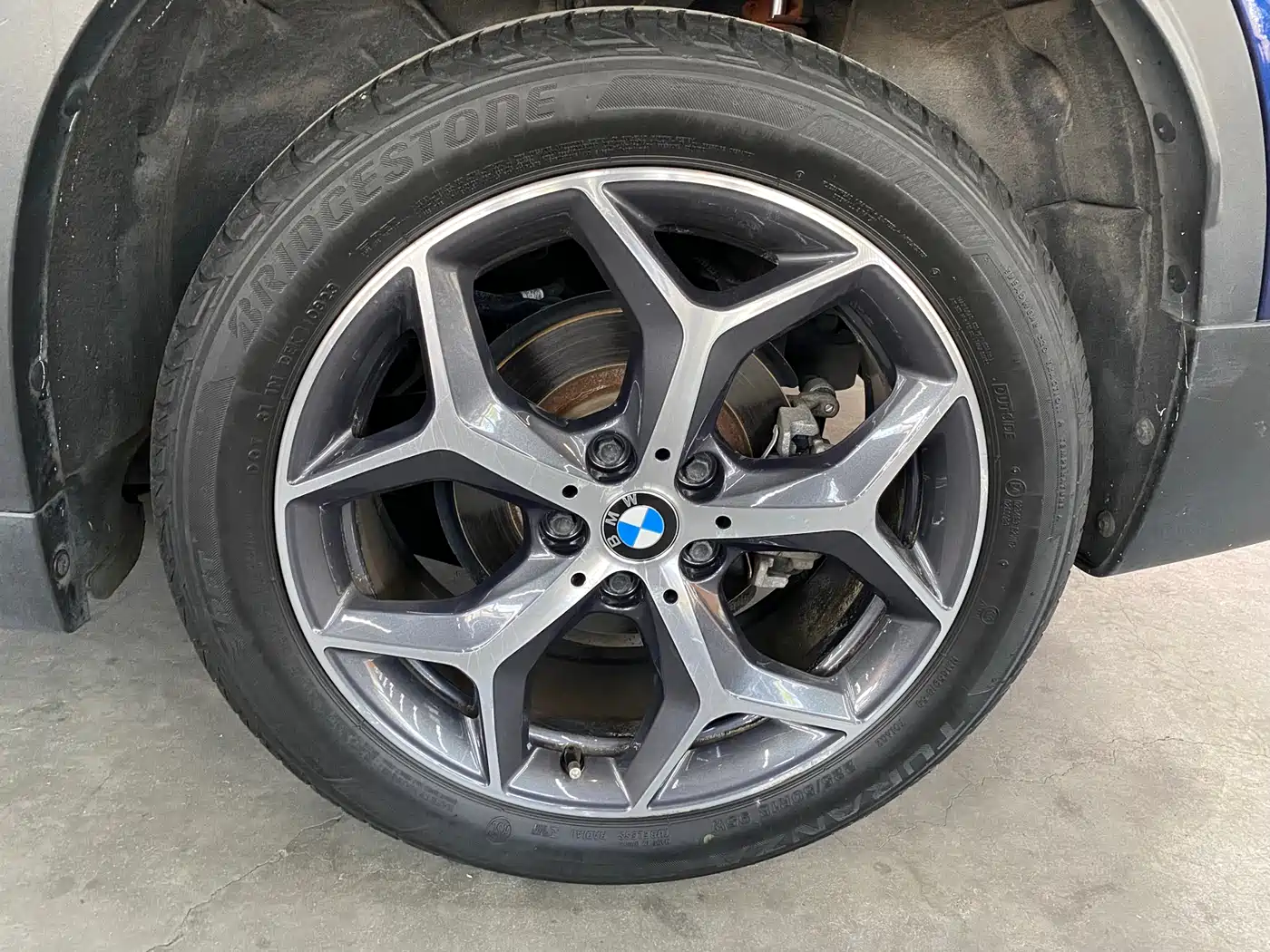 BMW X1 2019 xDrive20Li Premium Model фото 17