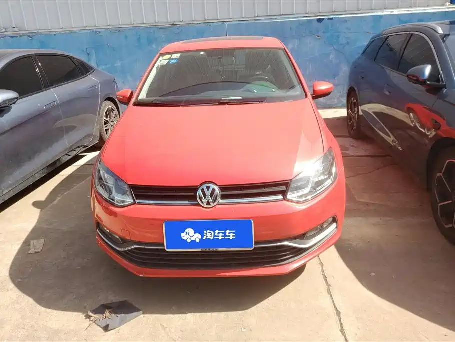 Volkswagen Polo 2016 1.6L Automatic Comfort фото 2