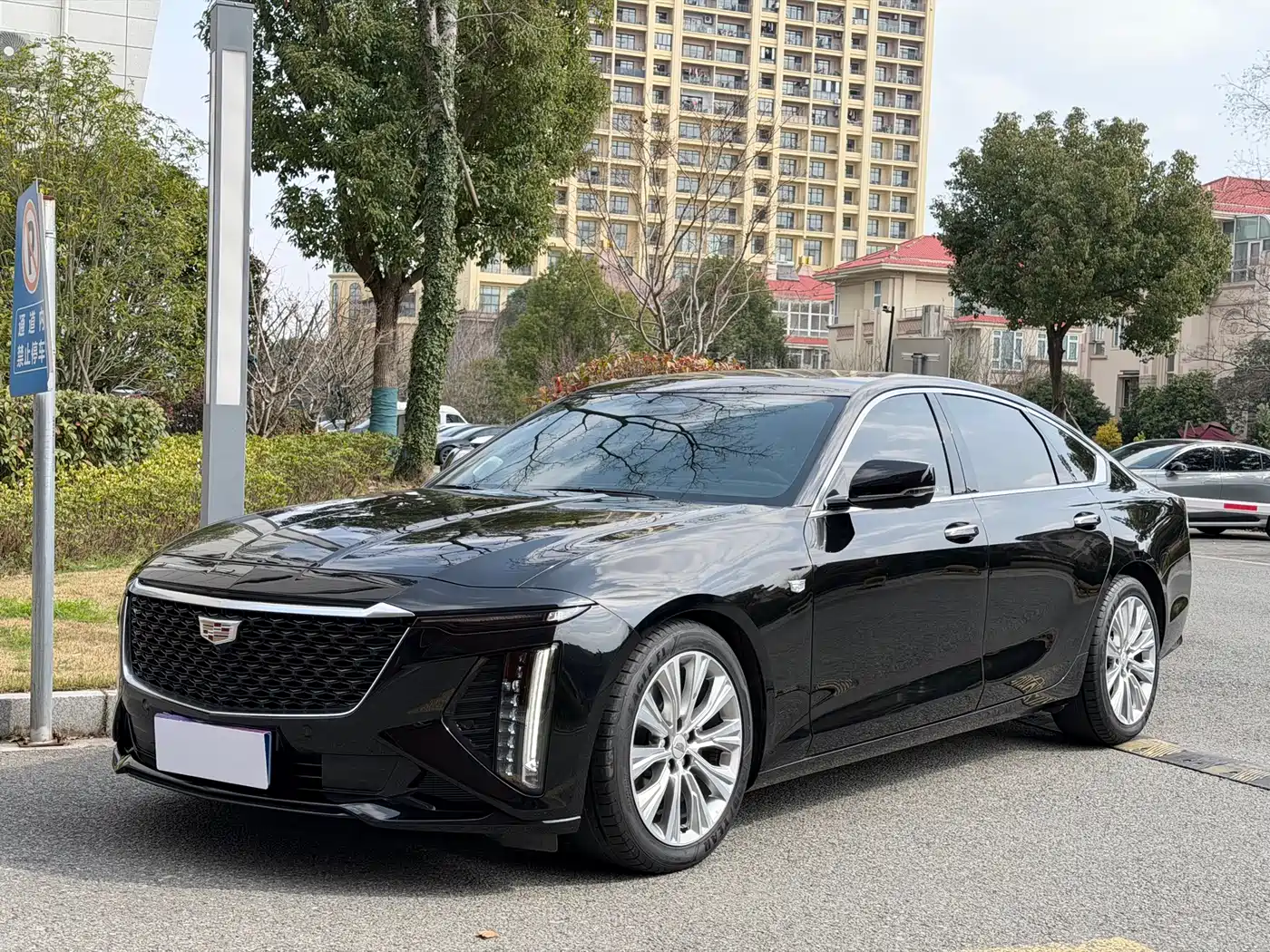 Cadillac CT6 2023 28T Premium Model