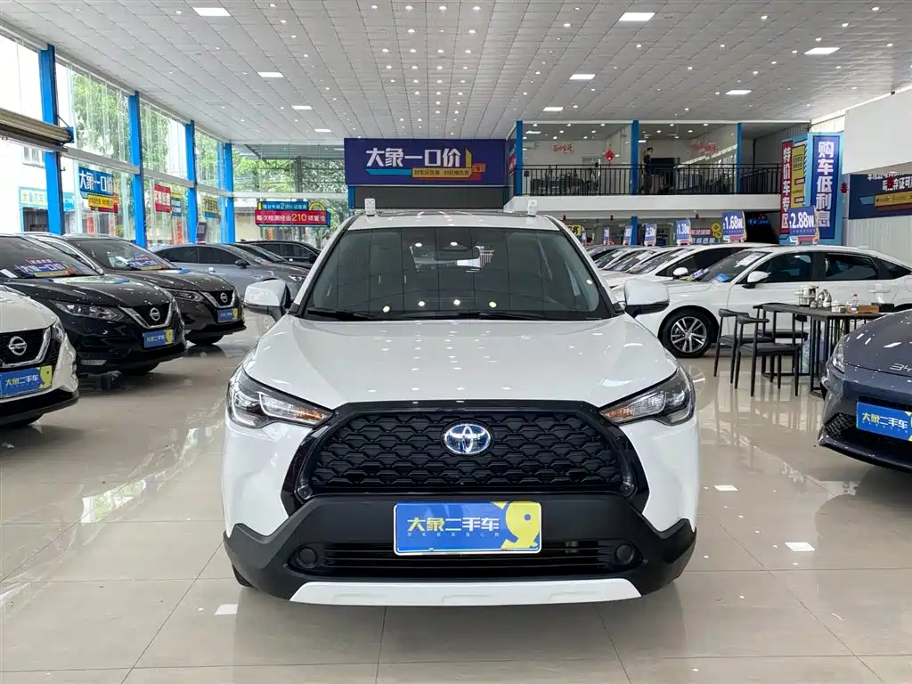 Toyota Corolla Cross 2023 2.0L Elite Edition фото 2