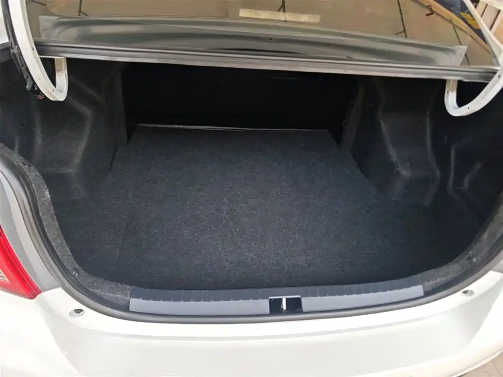 Toyota YARiS L Zhi Xiang 2020 1.5L CVT Leading Edition фото 19