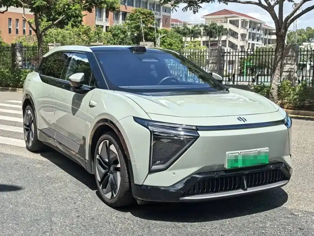 HiPhi Y 2023 2023 765km Flagship Edition